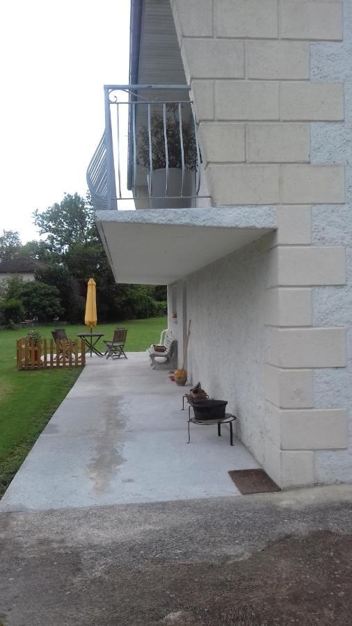 Chez Sylvette Apartamento Quinsac  Exterior foto